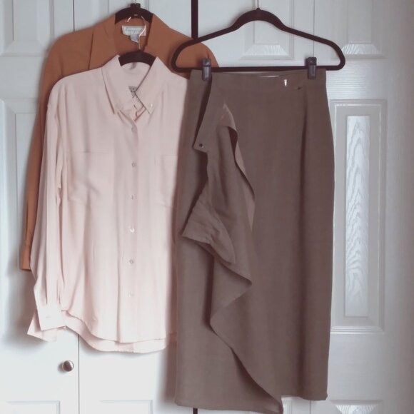 Eddie Bauer Wool Tan Tailored Wrap Front Pencil Midi / Maxi Skirt Size 8P - Picture 2 of 6